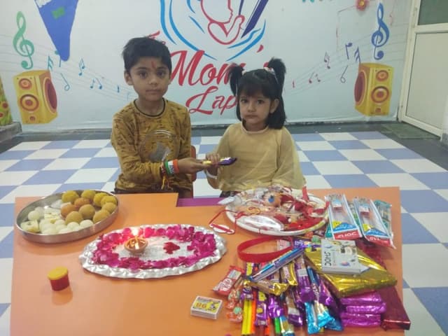 The Mom's Lap Pre School Gallery 10