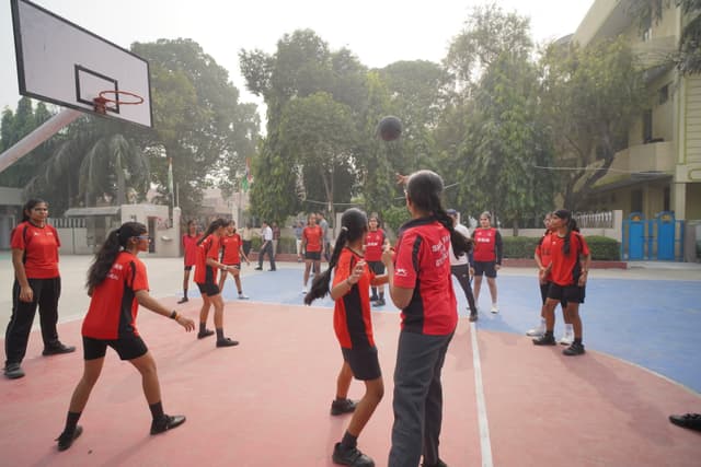 Shanti Gyan Niketan Senior Secondary Public School Gallery 16