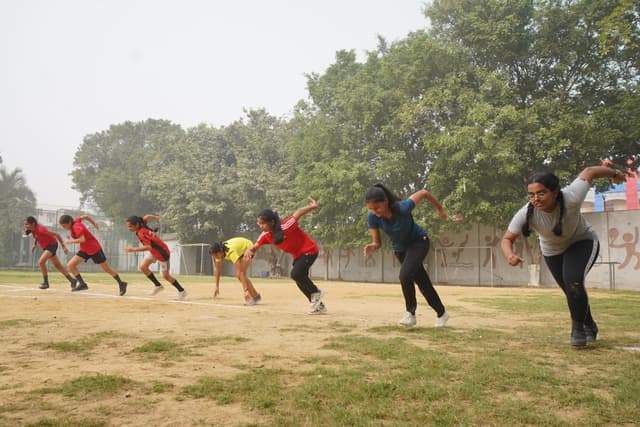 Shanti Gyan Niketan Senior Secondary Public School Gallery 15