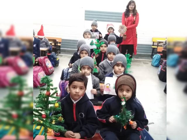 The Dev Public School Gallery 10