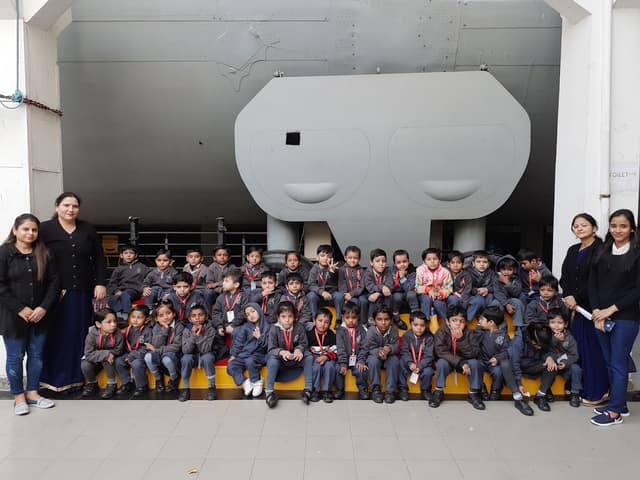 Unique Montessori Public School Gallery 15