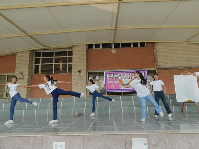 Sachdeva Global School Gallery 17