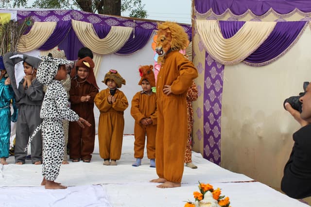 J J School of Education Gallery 15