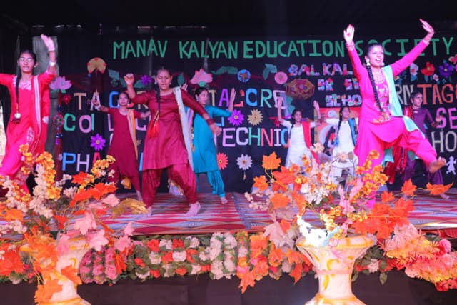 RN Tagore Senior Secondary School Gallery 1