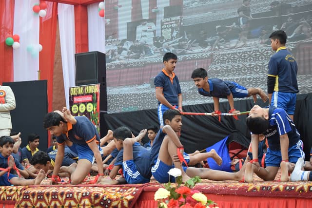 Rockford Convent High School Gallery 1