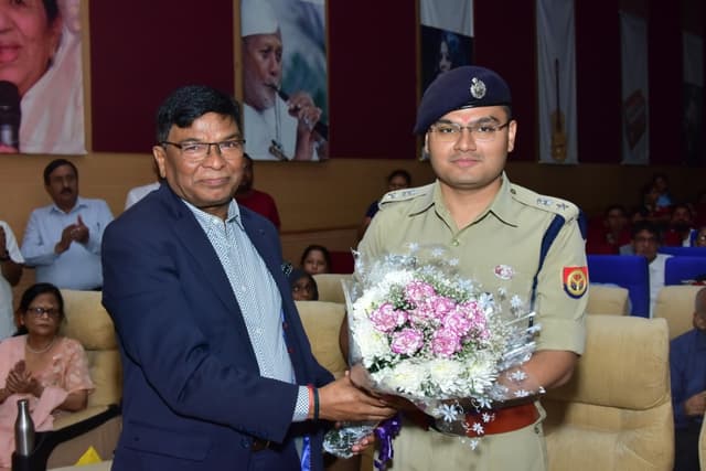 Bharat Ram Global School Gallery 31