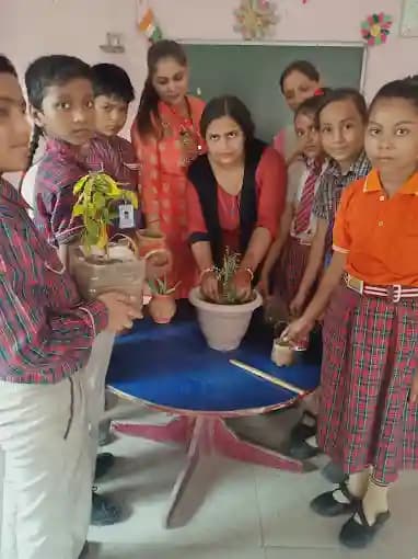 Bloom Field School Gallery 1