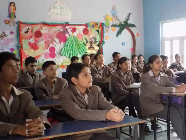 Om Shanti Senior Secondary School Gallery 15