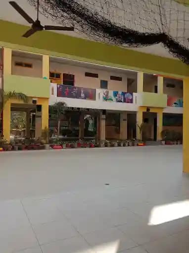 Shiv Shakti Senior Secondary School Gallery 12