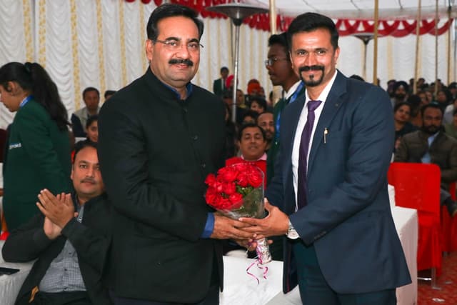 Career Point Gurukul Gallery 29