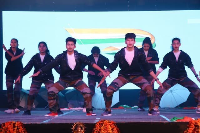 Career Point Gurukul Gallery 22