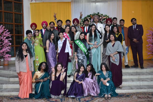 Modern Sandeepni School Gallery 45