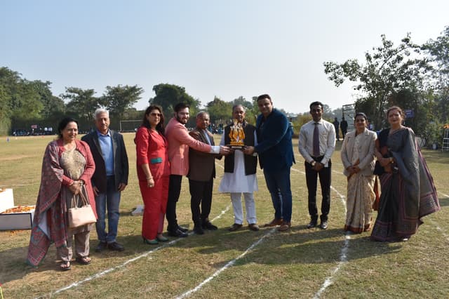 Modern Sandeepni School Gallery 18