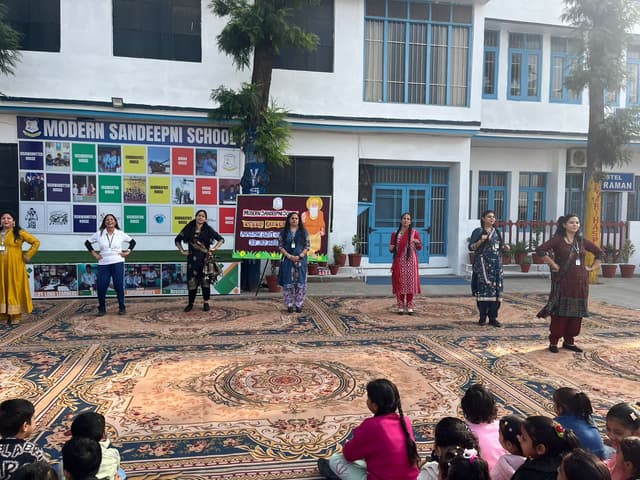 Modern Sandeepni School Gallery 8