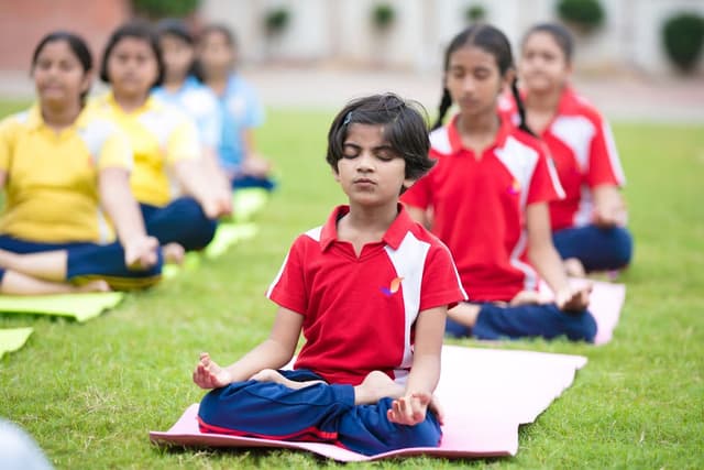 Seth M R Jaipuria School Gallery 25