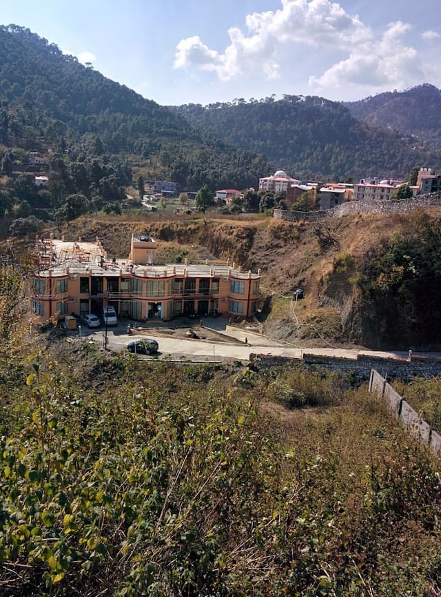 The Brook Dale Residential School Gallery 1