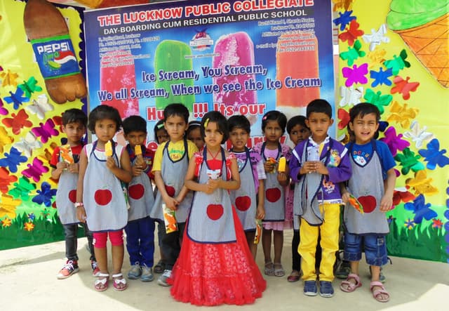 The Lucknow Public Collegiate Gallery 36