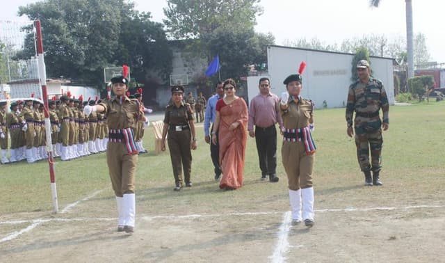 The Oxford Academy Gallery 5