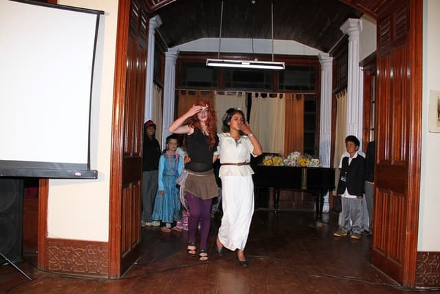 The Blue Mountains School Gallery 8