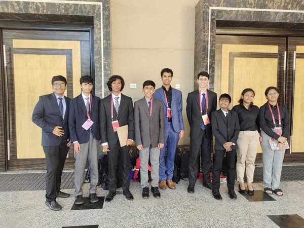 The Blue Mountains School Gallery 6