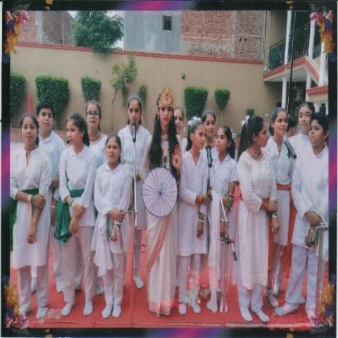 Modern New Delhi Public School Gallery 44