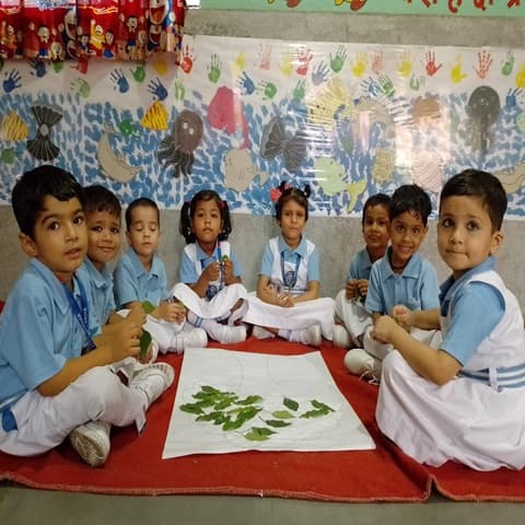 Modern New Delhi Public School Gallery 38