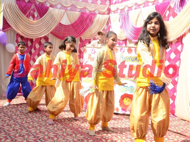 Maharishi Dayanand Vidya Bhawan Gallery 21