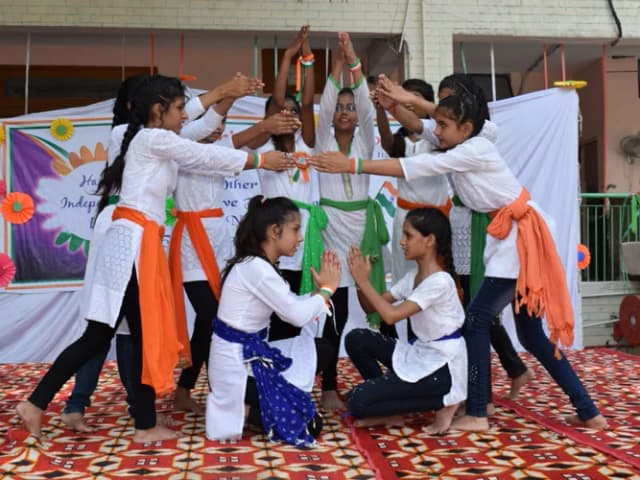 Modern Savitri Public School Gallery 2