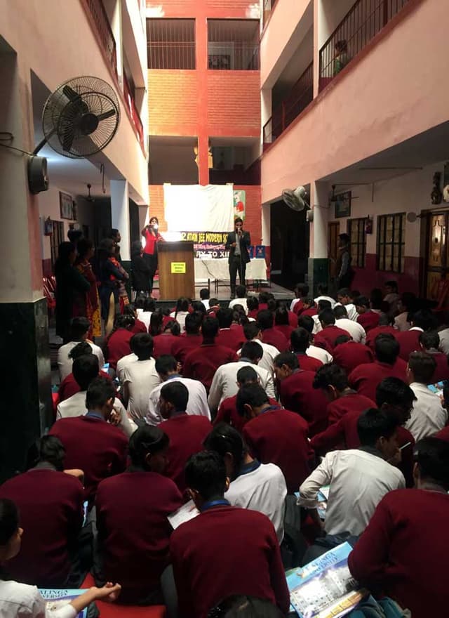 Ratanjee Modern School Gallery 36