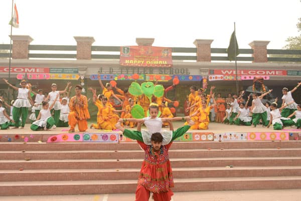 J.D. Tytler School Gallery 279