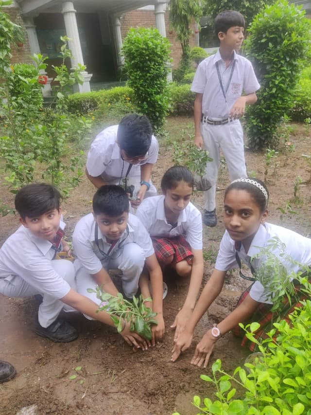 J.D. Tytler School Gallery 165