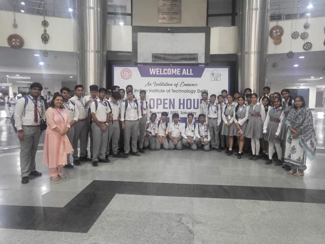 Ramjas School Gallery 9