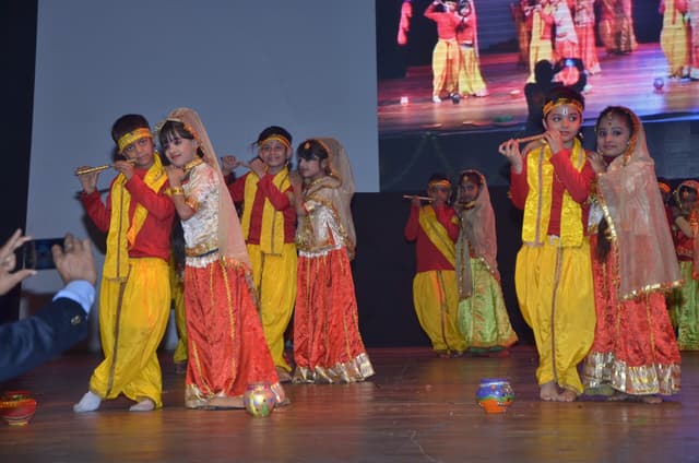 S.D Public Secondary School Gallery 6