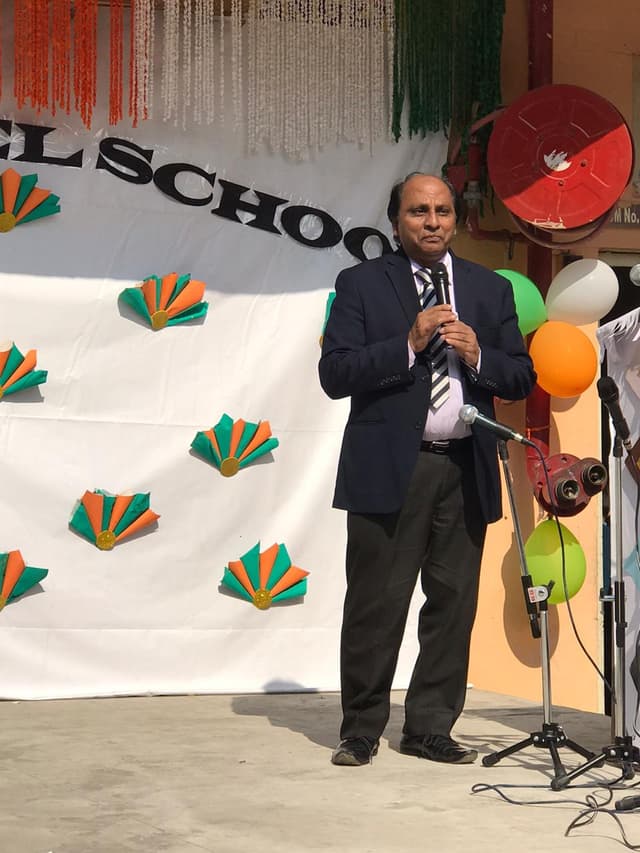 Anglo Arabic Model School Gallery 25