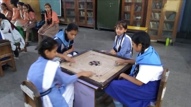 Anglo Arabic Model School Gallery 16