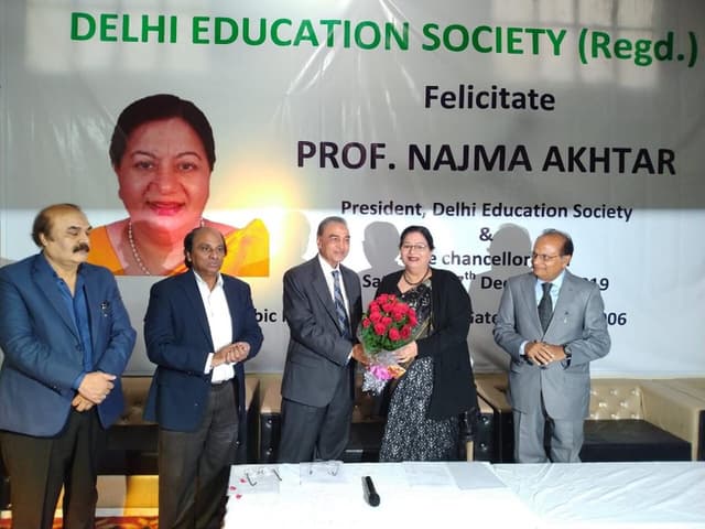 Anglo Arabic Model School Gallery 10