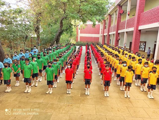 The Mann School Gallery 54