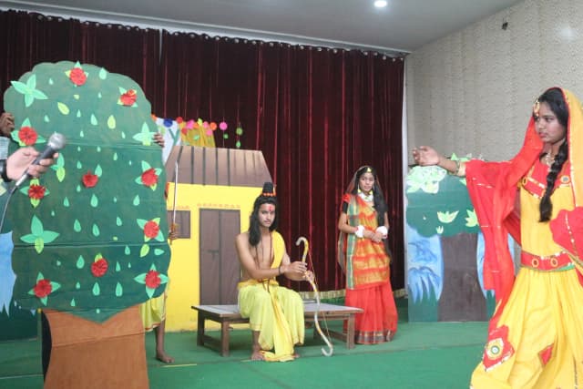 The Vivekanand School Gallery 49