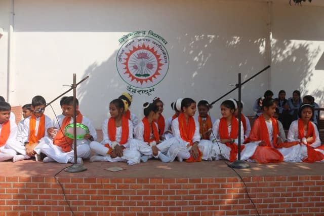 The Vivekanand School Gallery 31