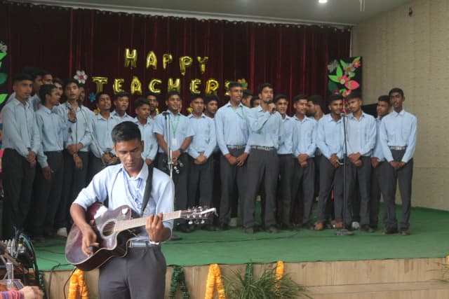 The Vivekanand School Gallery 29