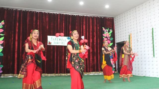 The Vivekanand School Gallery 19