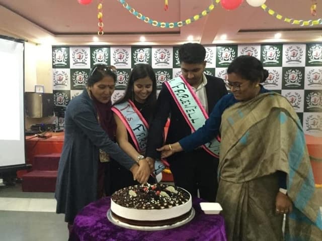 Delhi World Public School Gallery 19