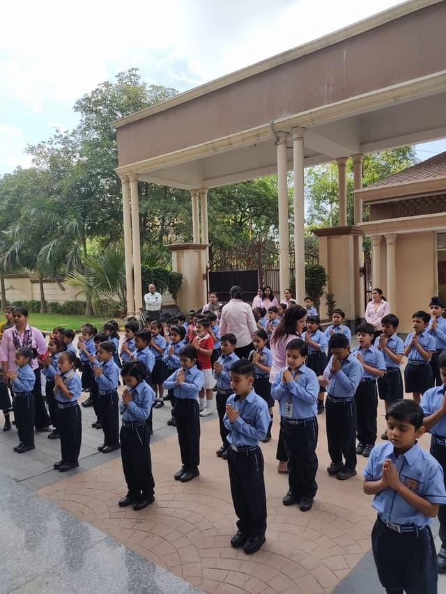 Modern School Gallery 1