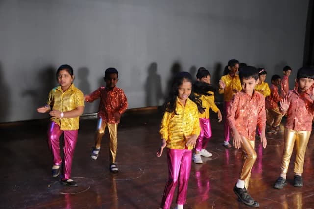 Explorers Academy Gallery 5