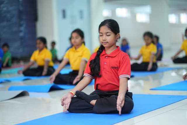 Smrti Academy Gallery 6