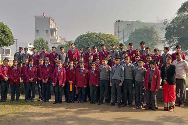 Mohan International School Gallery 23