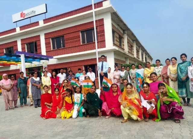 Radcliffe School Gallery 25