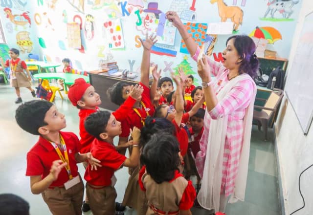 Radcliffe School Gallery 25