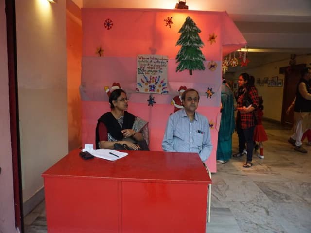 Dolna Day School Gallery 1