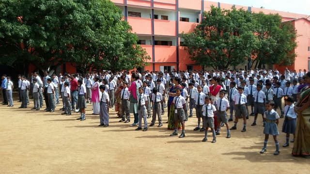 Cambridge School Gallery 6
